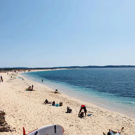 Appartement Hyedes Climatise Pour 4 Personnes Sur Le Port De *